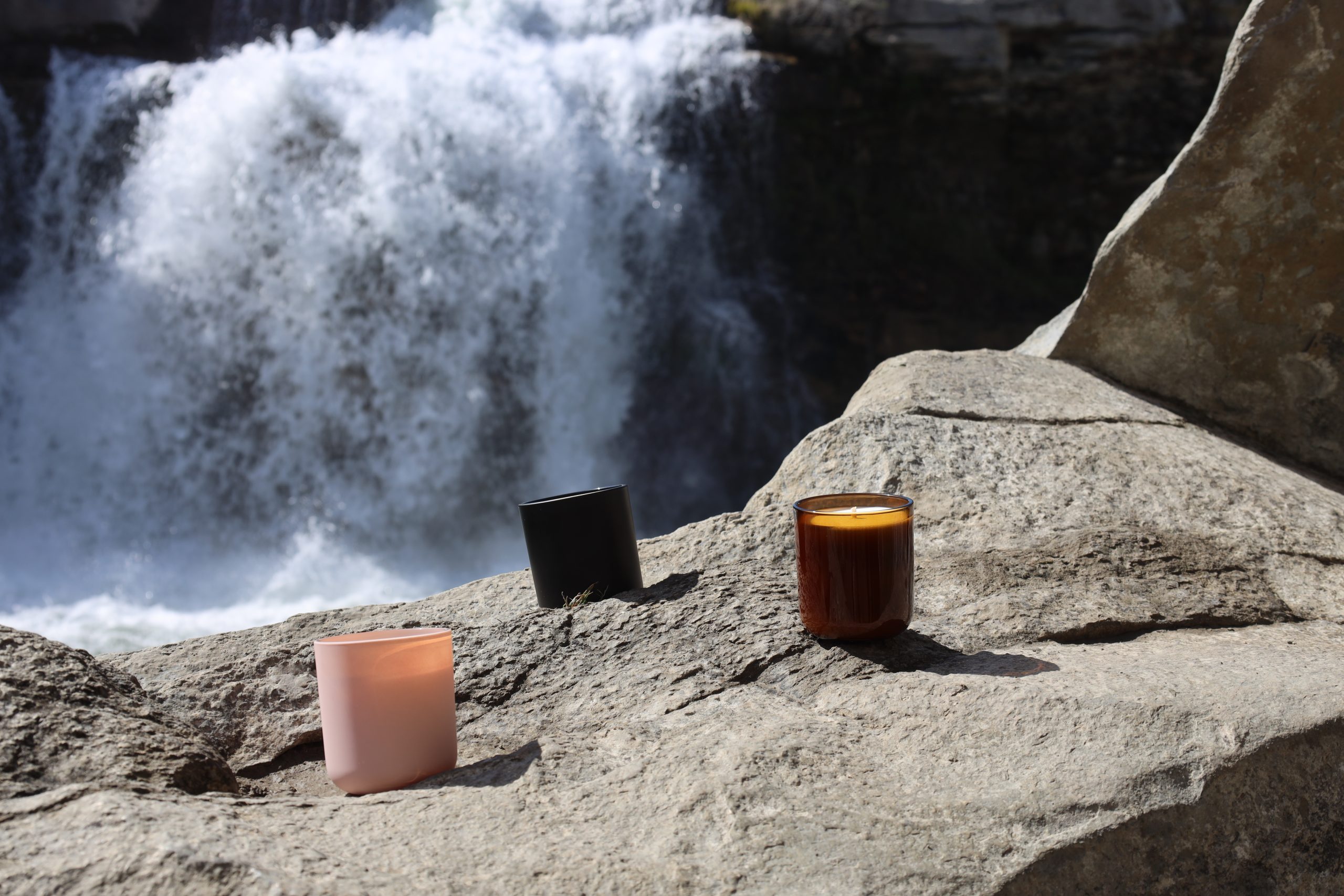 Lily Soya Wax Candle - Image 3